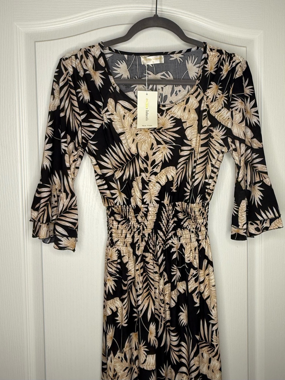 Black & Beige Tropical-Print Long Sleeve Maxi Dress